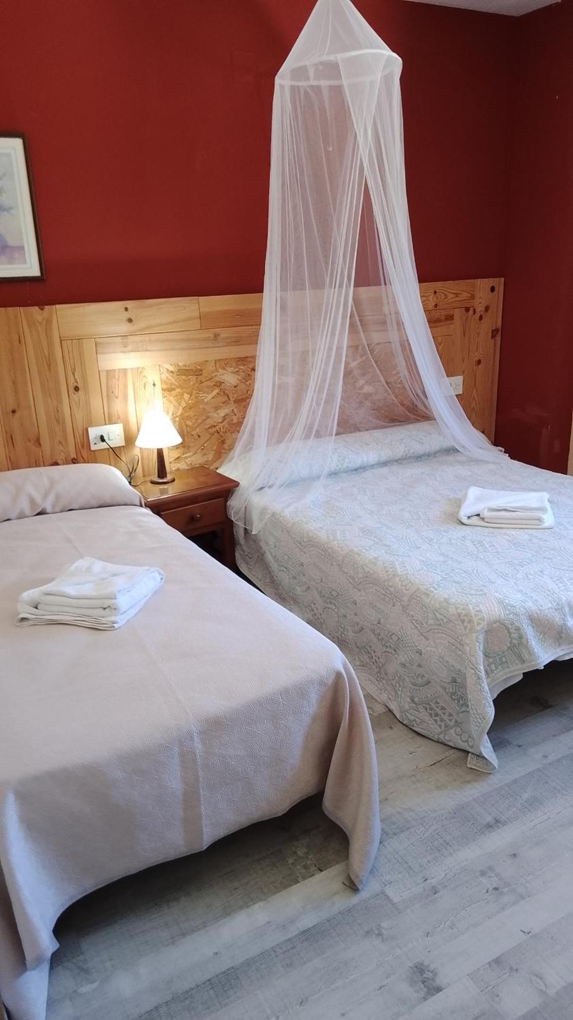 Eco Art Hotel Rural Tajo بيراليخوس دي لاس تروشاس المظهر الخارجي الصورة